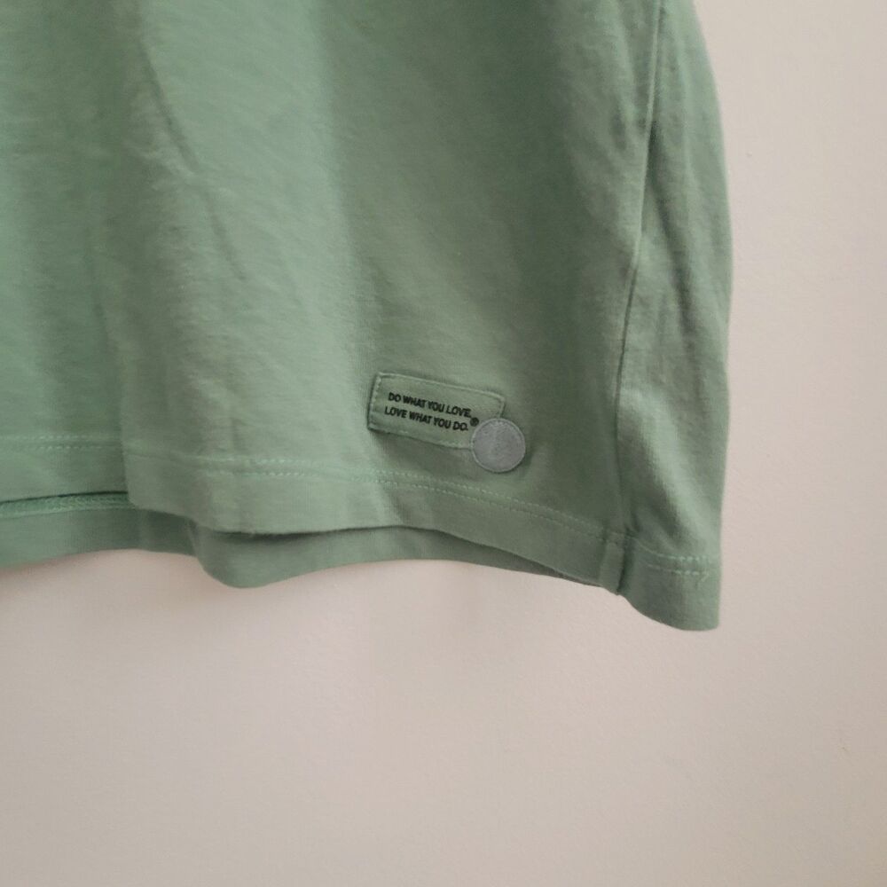 NWOTLife is good Womens CAT Crusher Tee Green T-Shirt L Short Sleeve V-neck - Picture 6 of 12